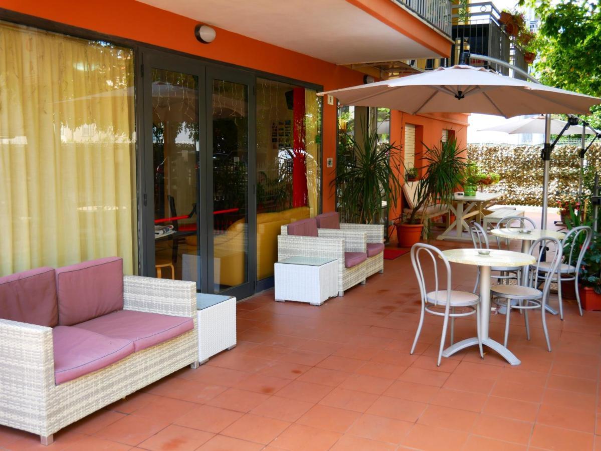 Hotel Frida Rimini Bagian luar foto