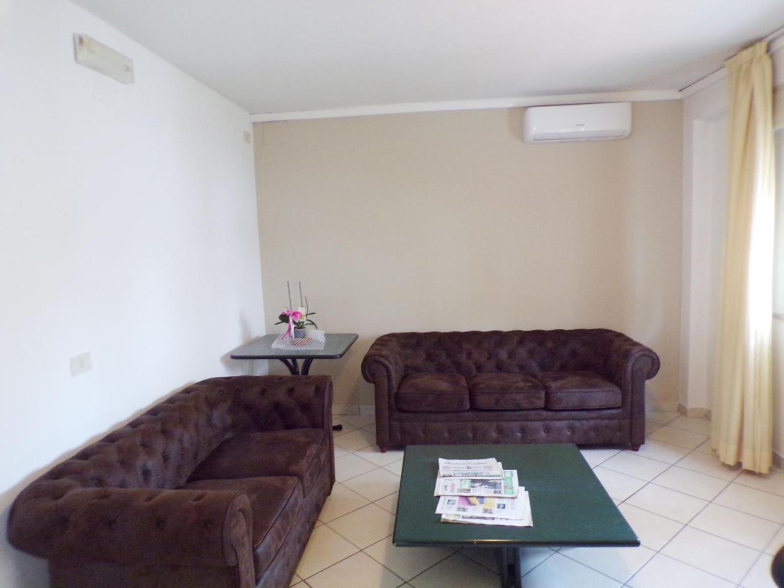 Hotel Frida Rimini Bagian luar foto